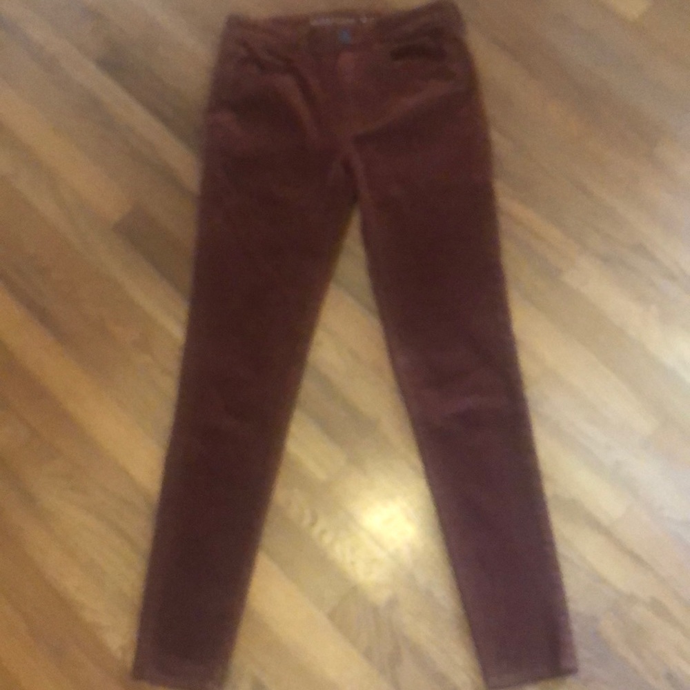 American Eagle hi rise jegging corduroy pants